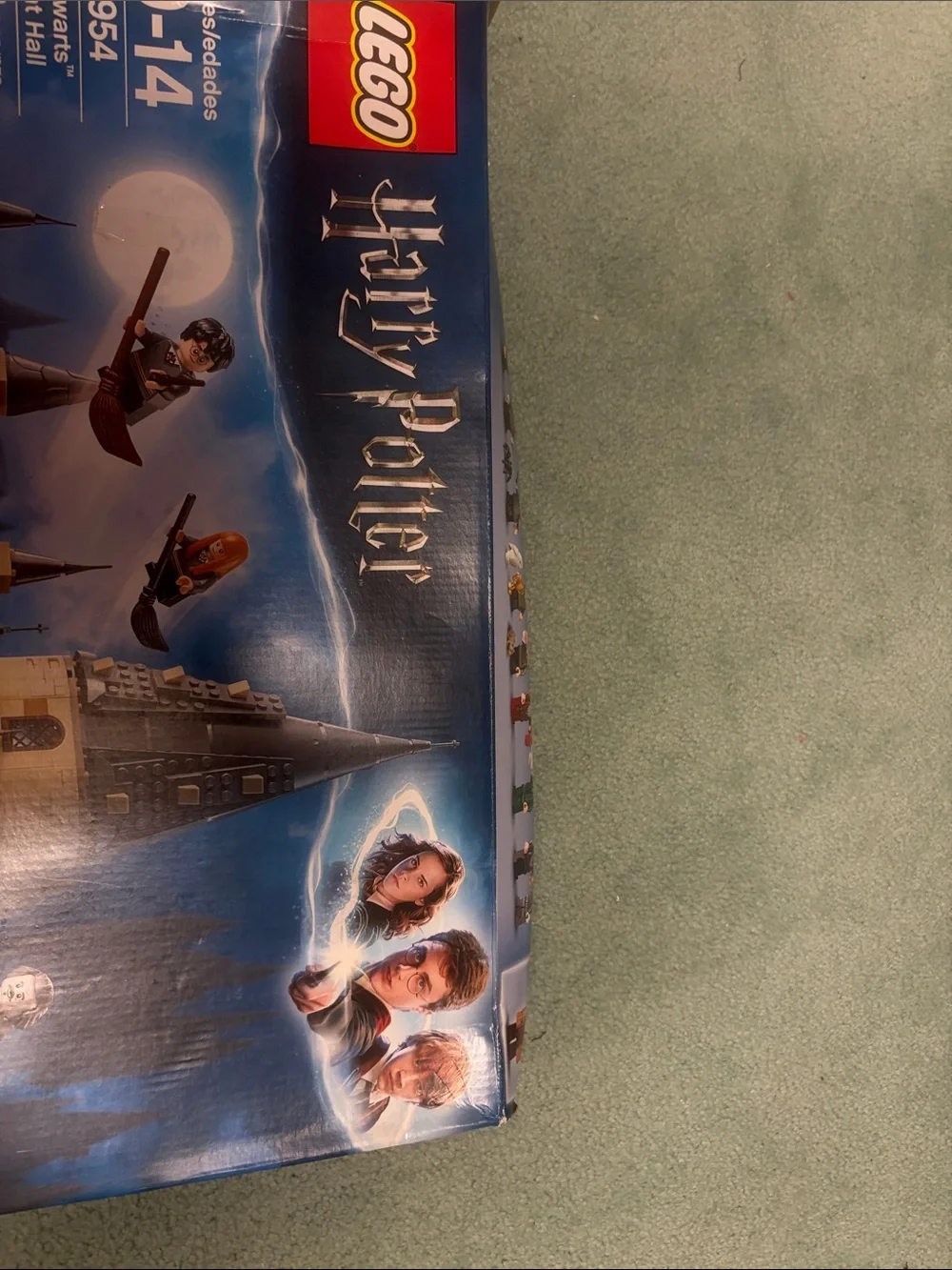 2018-2019 LEGO Harry Potter Hogwarts Great Hall Retired Set